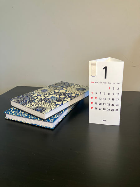 [Replug] Trifold Desk Calendar 2026