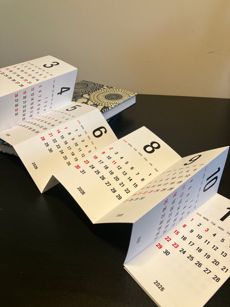 [Replug] Trifold Desk Calendar 2026